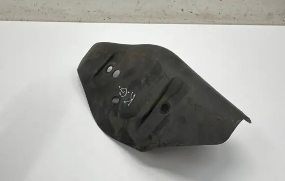 Rear underbody cover/under tray