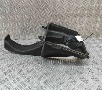 Maserati Ghibli Intercooler air guide/duct channel 670004139