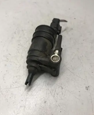 Renault Laguna I Windscreen/windshield washer pump 430702