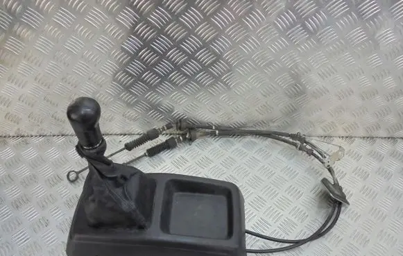 Toyota Corolla Verso E121 Gear selector/shifter in gearbox 