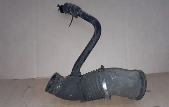 Iveco Daily 35 - 40.10 Air intake hose/pipe 504135455