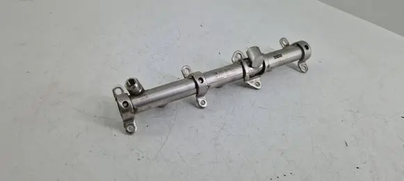 Audi Q5 SQ5 Fuel main line pipe 06M133316L