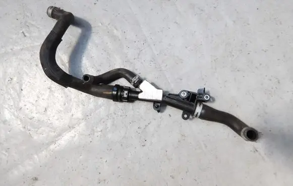 Nissan Qashqai Engine coolant pipe/hose 