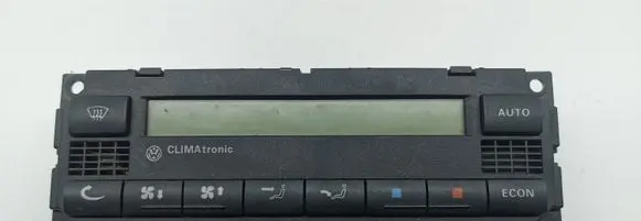Volkswagen PASSAT B5.5 Climate control unit 6013966