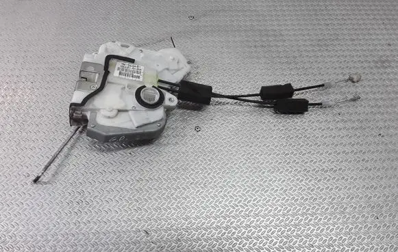Honda CR-V Rear door lock 72611SWAE1