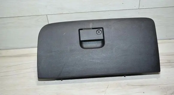 Fiat Freemont Glove box set 300047LFN