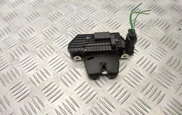 Peugeot 2008 I Tailgate/trunk/boot lock/catch/latch 9684648680