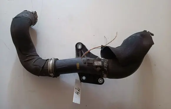 Audi A5 8T 8F Intercooler hose/pipe 8K0145673E