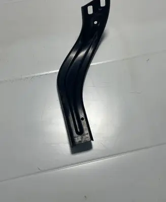 Mercedes-Benz E W212 Headlight/headlamp mounting bracket A2126200285
