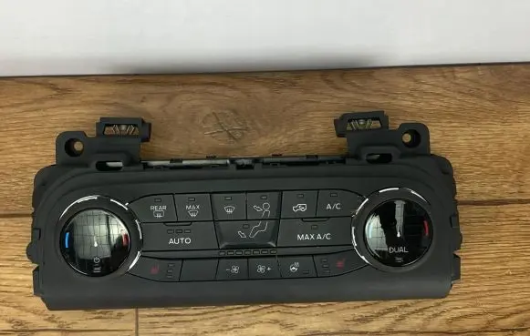 Ford Bronco Climate control unit n1pt-18c612-gb