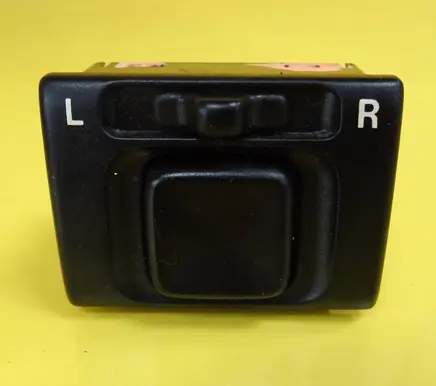Suzuki Wagon R+ Wing mirror switch