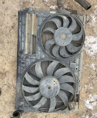 Audi A3 S3 8P Coolant radiator