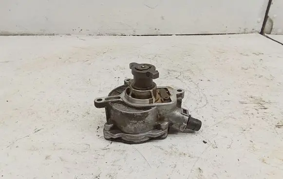 Vacuum pump