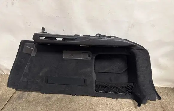 BMW X6 G06 Trunk/boot side trim panel 7470974