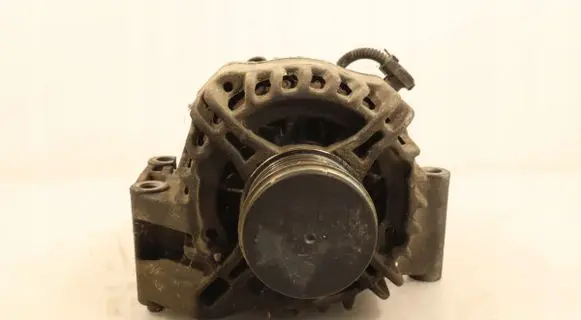 Opel Corsa D Generator/alternator 13222934