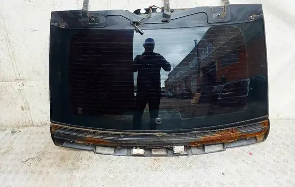 Land Rover Range Rover Sport L320 Rear windscreen/windshield window CQG500011