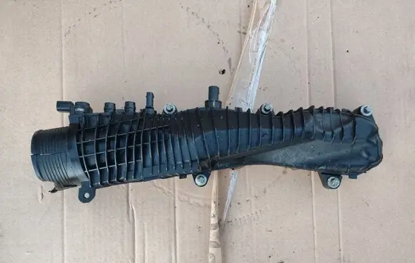 Mercedes-Benz E AMG W210 Intake manifold A1770980407