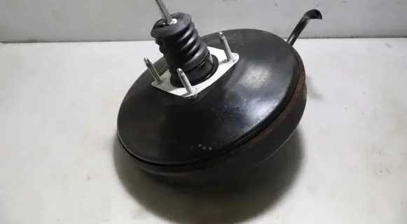 Opel Corsa E Brake booster 