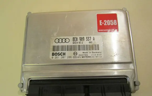 Audi A4 S4 B6 8E 8H Engine control unit/module