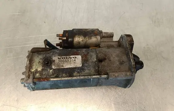 Volvo V40 Starter motor 30659314 3011A1 3011AL
