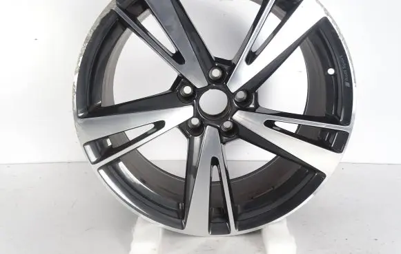 Audi A3 S3 8V Original wheel cap 8v0601025em