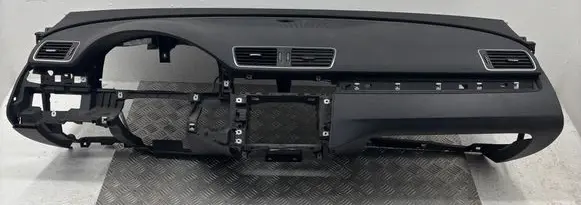 Volkswagen PASSAT B7 Dashboard 3C1857003