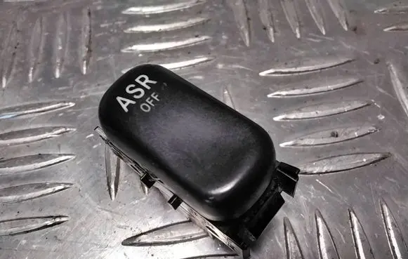 Traction control (ASR) switch