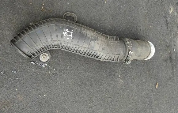 Audi TT TTS Mk2 Intercooler hose/pipe 1K0145840R