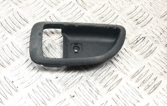 Hyundai Santa Fe Front door handle cover 8261126000