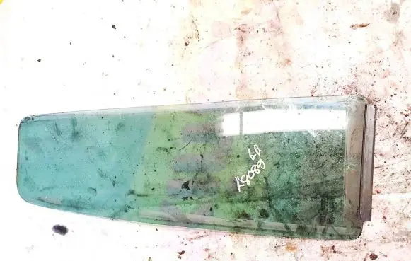 Opel Zafira A Rear vent window glass 