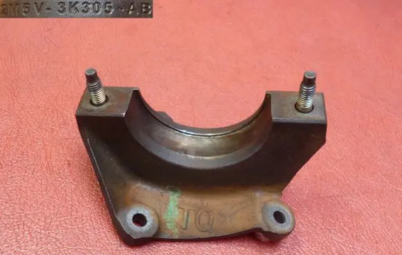 Ford Focus ST Driveshaft support bearing bracket 2M5V3K305AB