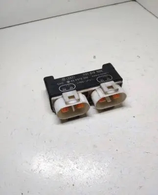 Volkswagen Transporter - Caravelle T4 Coolant fan relay 701919506 899978000