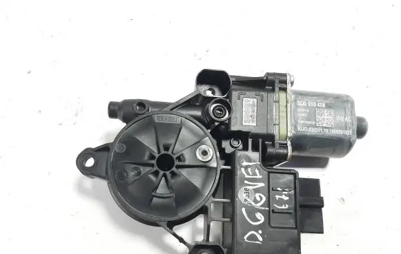 Volkswagen T-Cross Rear door window regulator motor 5Q0959408