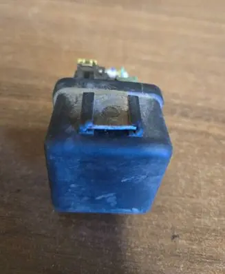 Glow plug pre-heat relay
