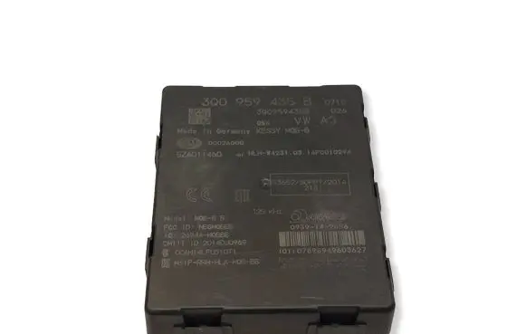 Volkswagen PASSAT B8 Keyless (KESSY) go control unit/module 3Q0959435B