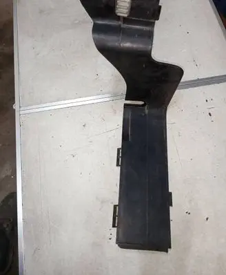 Land Rover Range Rover Sport L320 Battery tray heat shield DWI500033