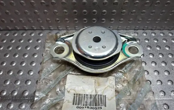 Fiat 500 Engine mount vacuum valve S26336436 51830515