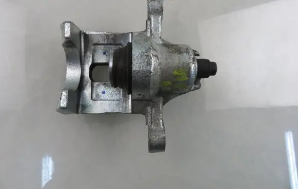 Hyundai i30 Rear brake caliper