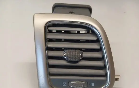 Jeep Grand Cherokee Dashboard side air vent grill/cover trim X90016502MR