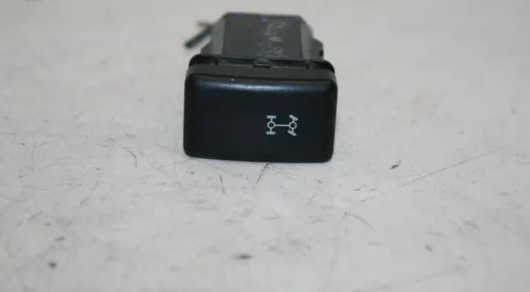 Opel Frontera B Differential lock switch M16334