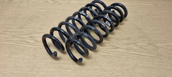 BMW 2 F22 F23 Rear coil spring 
