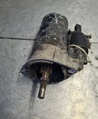 Volkswagen Golf III Starter motor 2339303222