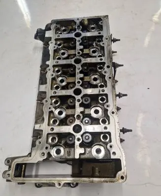 BMW 5 F10 F11 Engine head 7810465