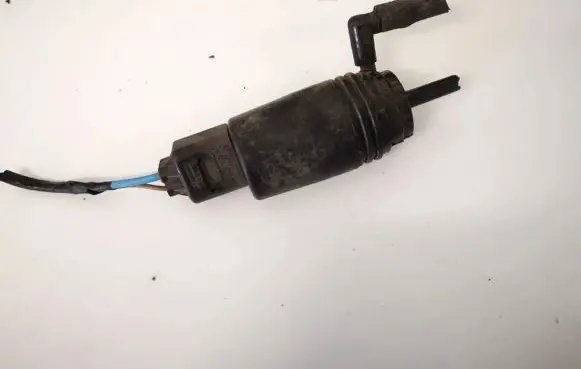 BMW 7 E65 E66 Windscreen/windshield washer pump 67128377612 67.12-8377612