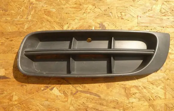Skoda Fabia Mk2 (5J) Front bumper lower grill 5J0807367