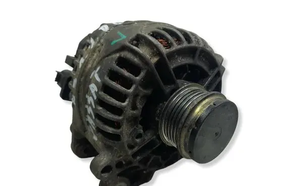 Volkswagen PASSAT B5 Generator/alternator 028903031KASACJA 028903031