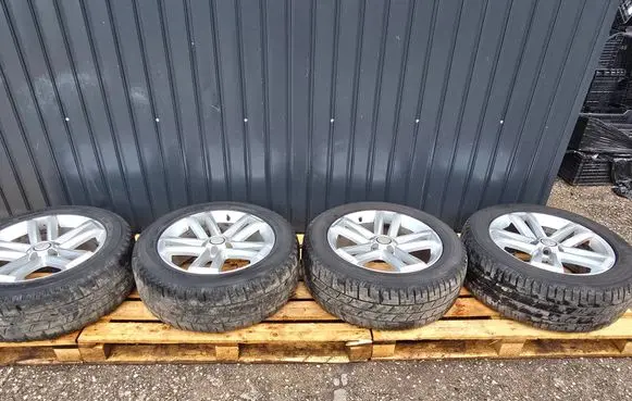 Volkswagen Amarok R19 spare wheel 2H0601025E