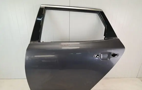 KIA Optima Rear door