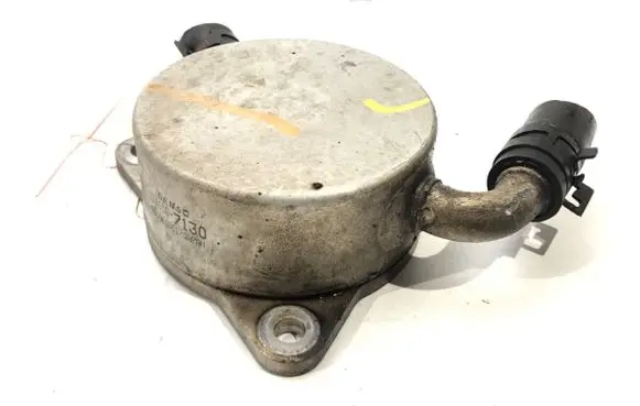 Lexus GS 300 350 430 450H Engine oil radiator 1241007130