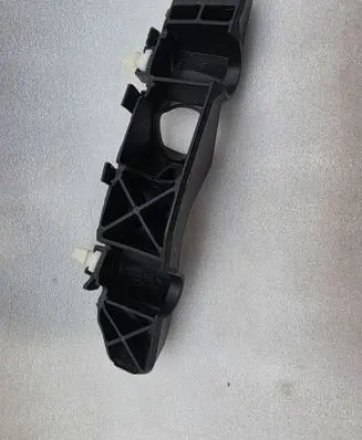 KIA Picanto Fender mounting bracket 86516G6000